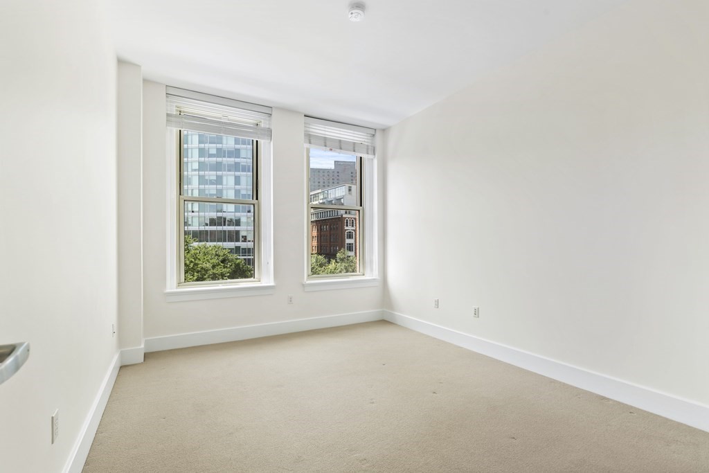 70 Lincoln Street # 416