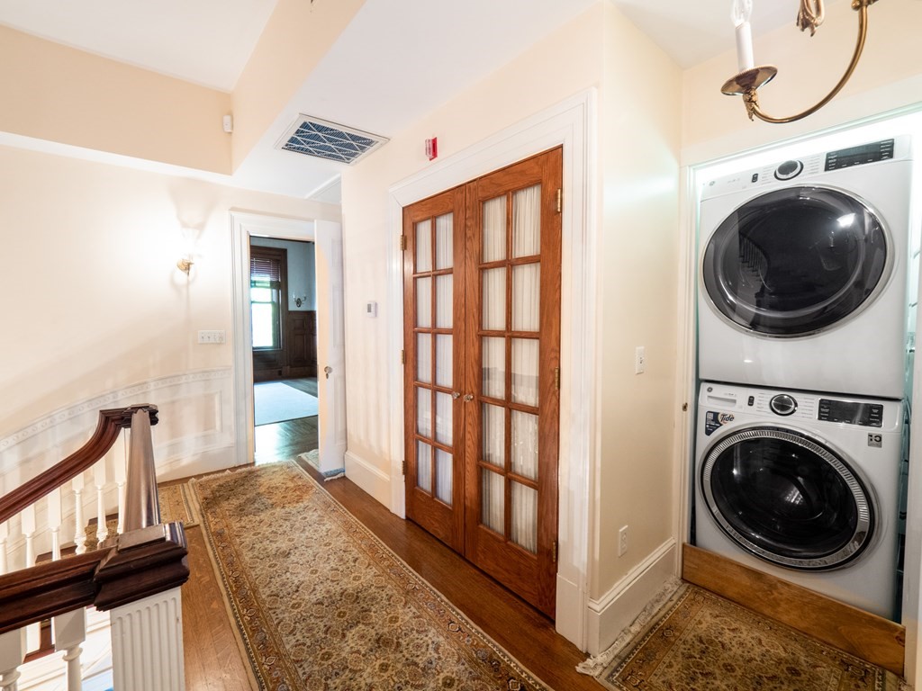 218 Commonwealth Avenue # 2