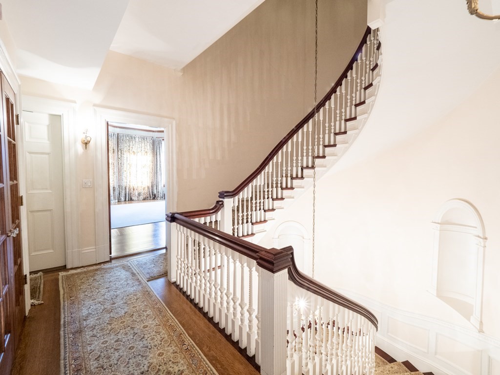 218 Commonwealth Avenue # 2