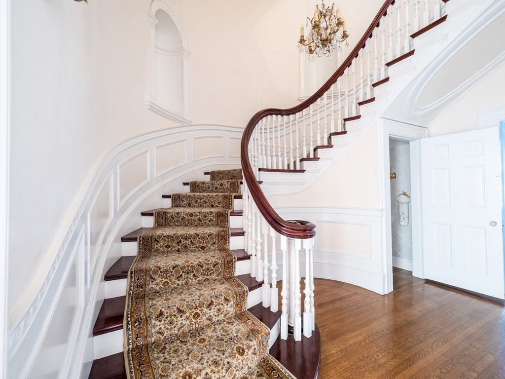 218 Commonwealth Avenue # 2