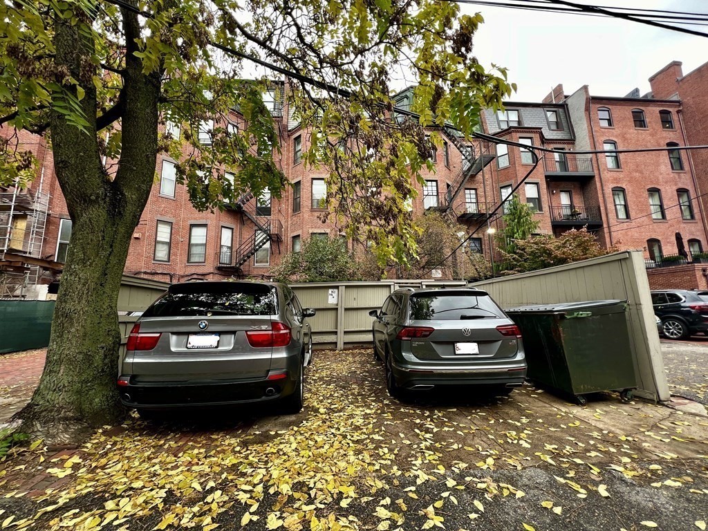 218 Commonwealth Avenue # 2