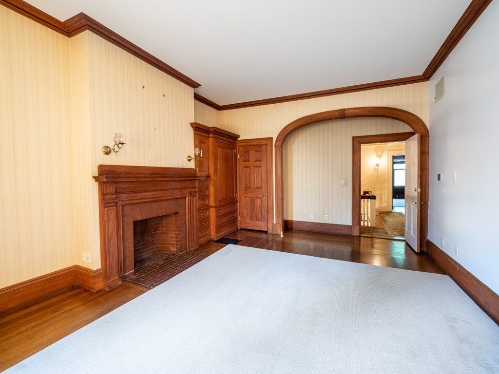 218 Commonwealth Avenue # 2