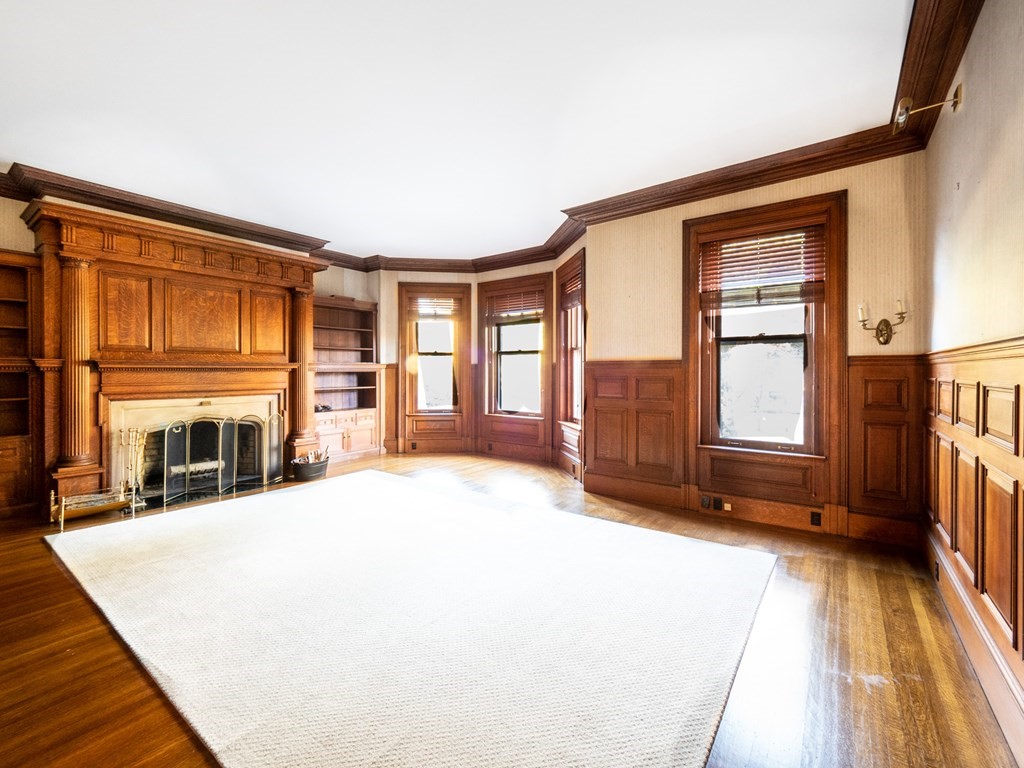 218 Commonwealth Avenue # 2