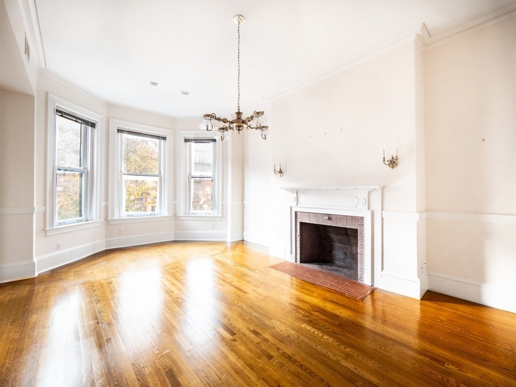 218 Commonwealth Avenue # 2