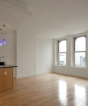 70 Lincoln Street # 516