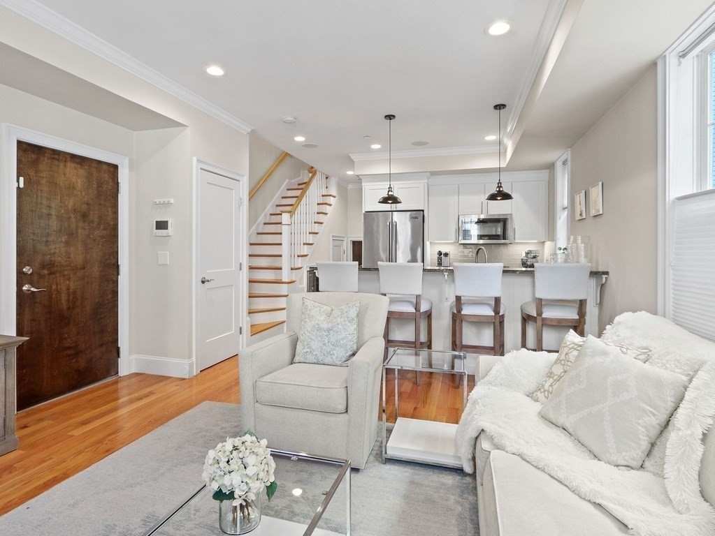 37 Mercer Street # 2