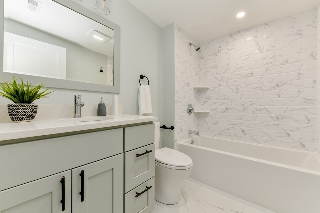 5 Lexington Avenue # 1