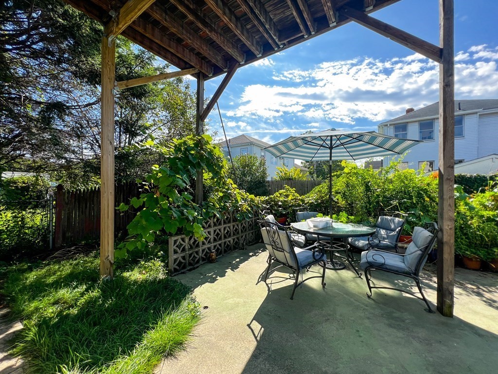 3 Goldsmith Avenue # 3