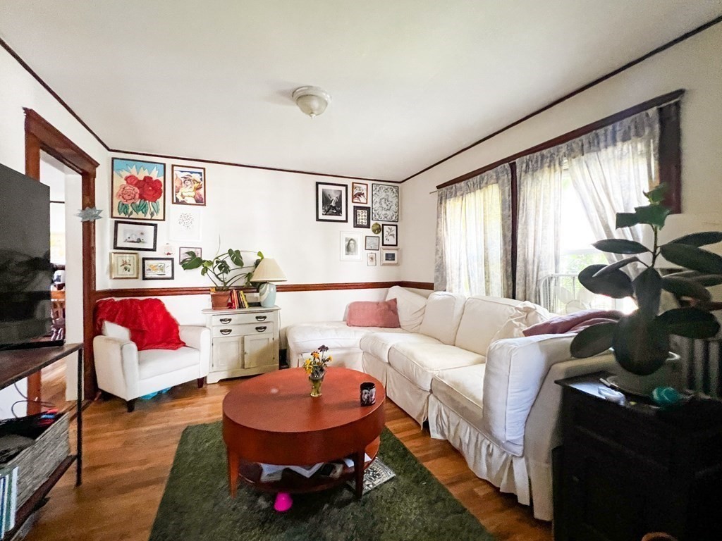 3 Goldsmith Avenue # 3