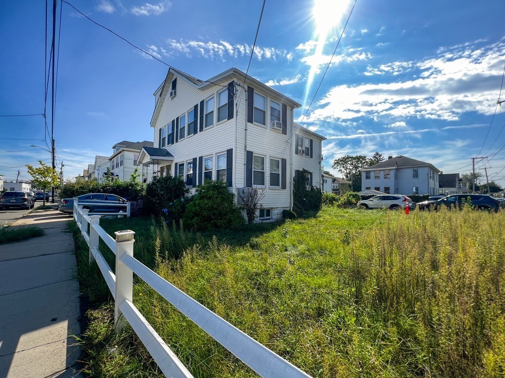 3 Goldsmith Avenue # 3