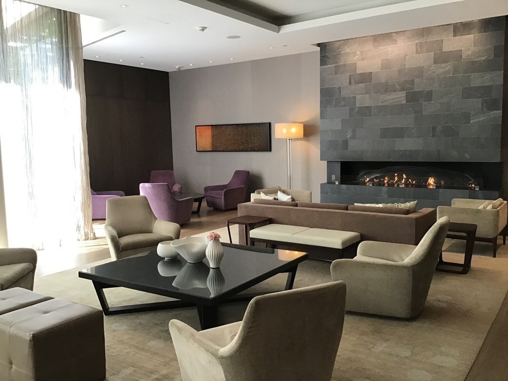 580 Washington Street # 7E