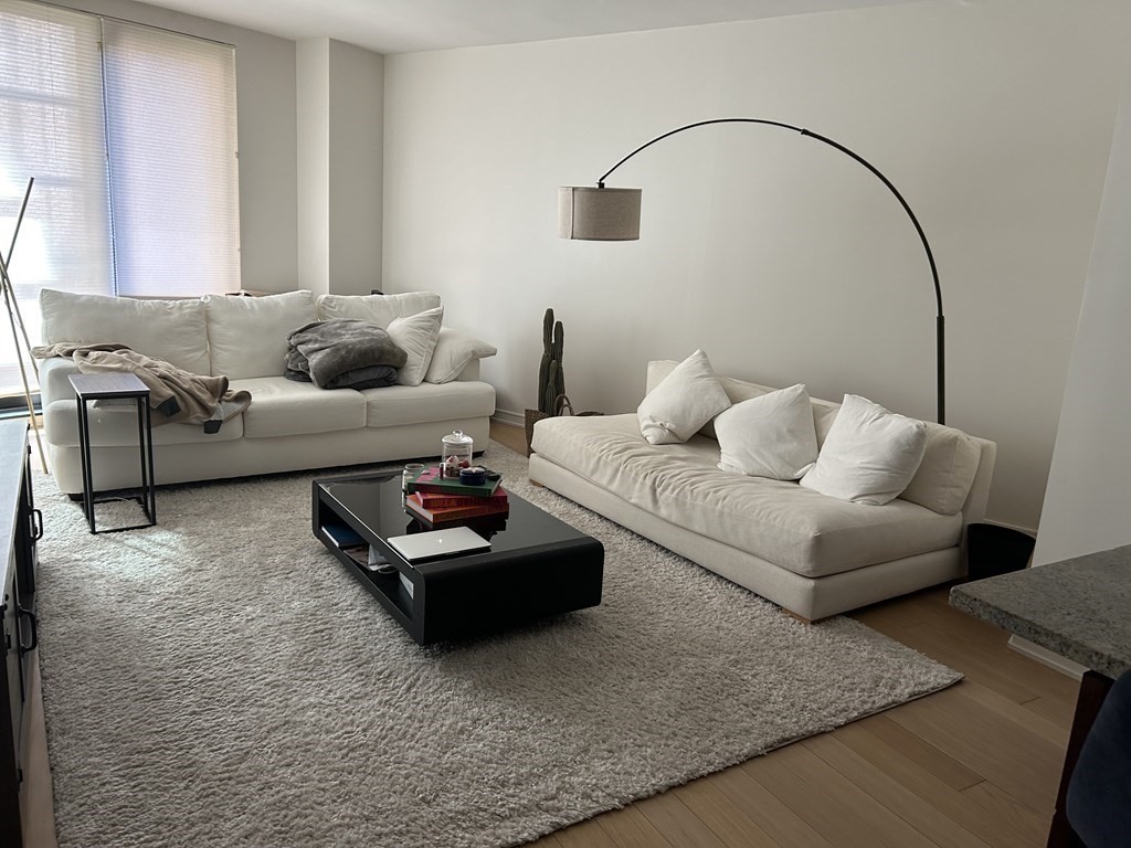 580 Washington Street # 7E