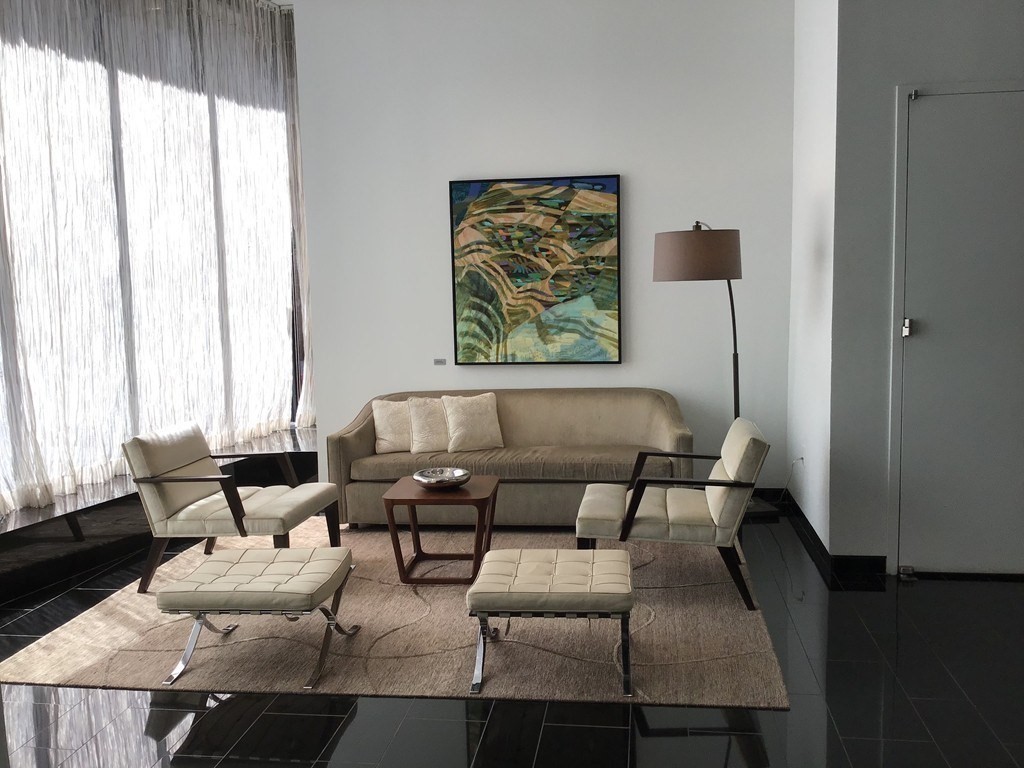 580 Washington Street # 7E