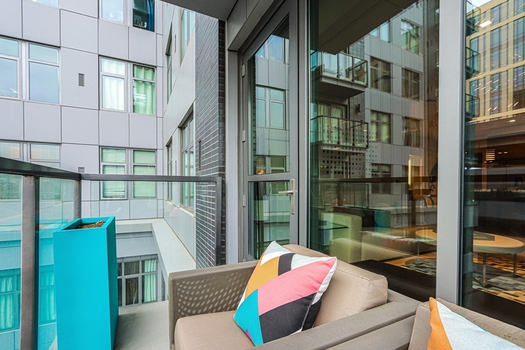 375 Canal Street # 601