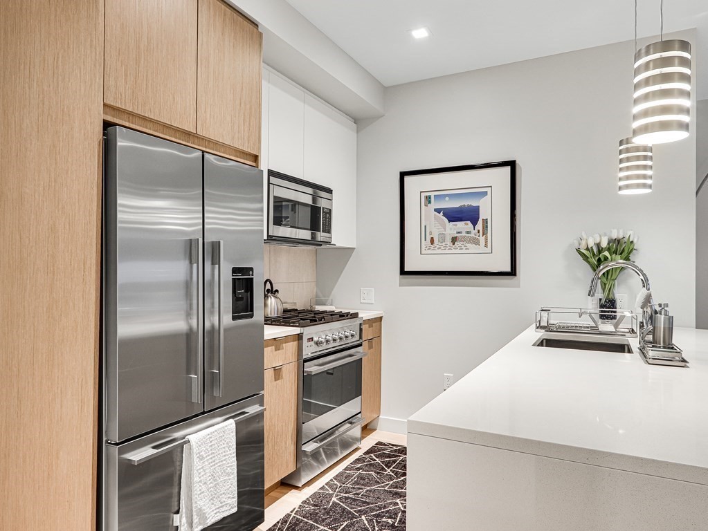 375 Canal Street # 601