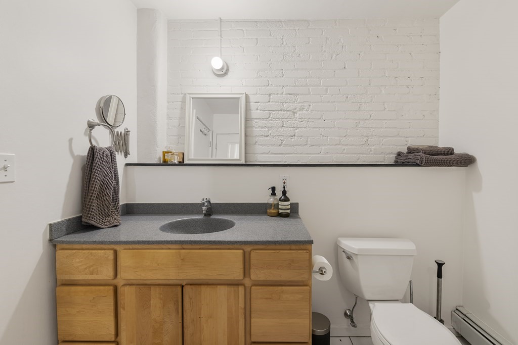 717 Atlantic Ave. # 3A