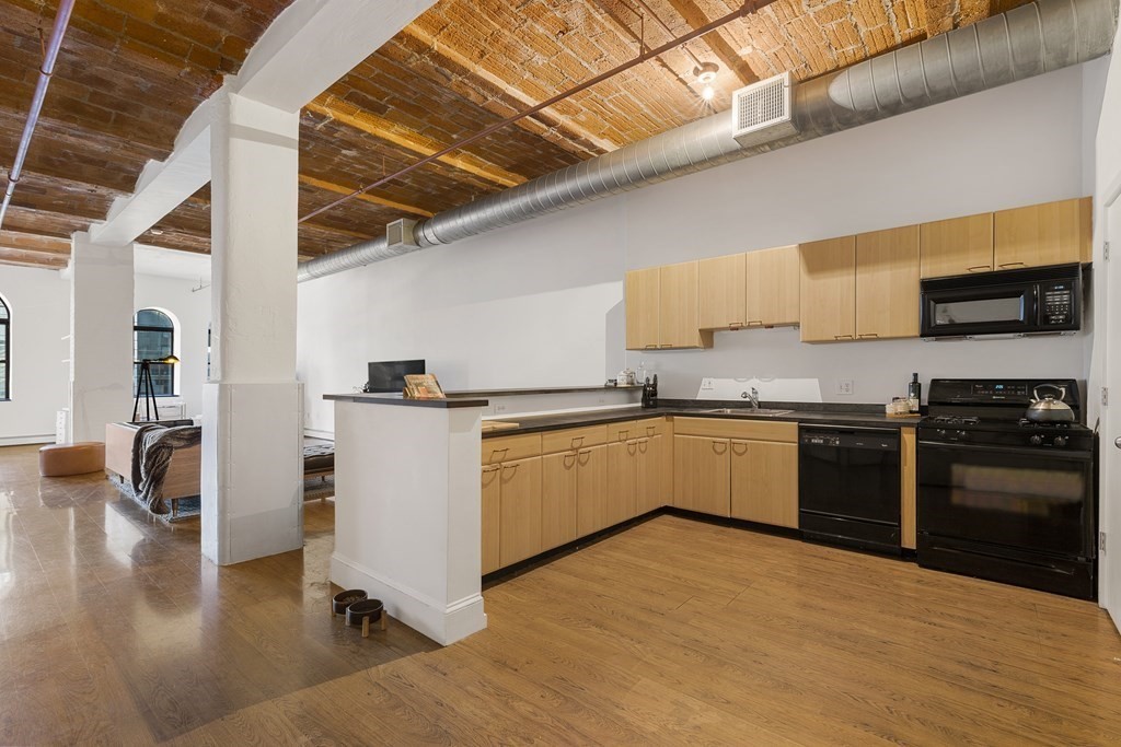 717 Atlantic Ave. # 3A