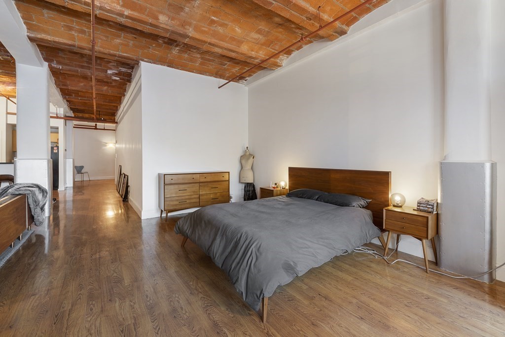 717 Atlantic Ave. # 3A