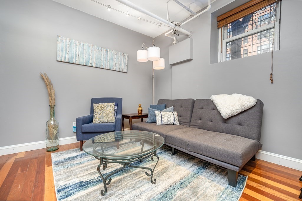 330 Dartmouth Street # B1