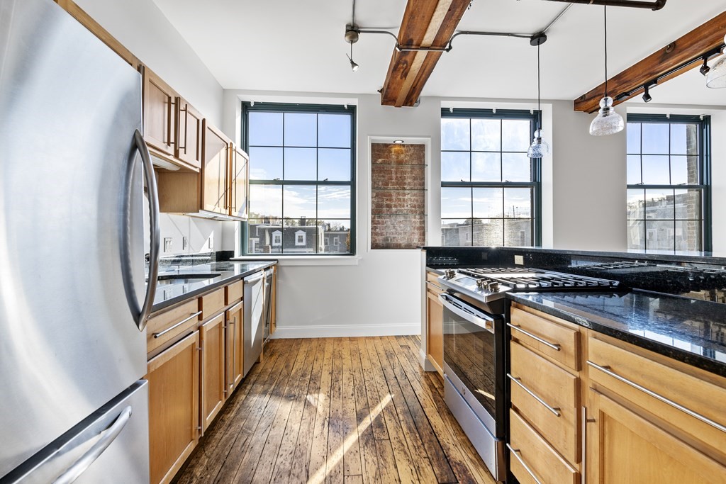 881 East First Street # 302