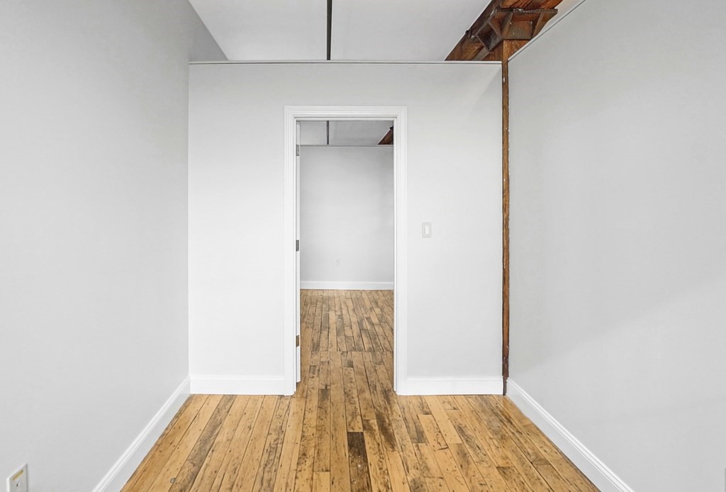 881 East First Street # 302