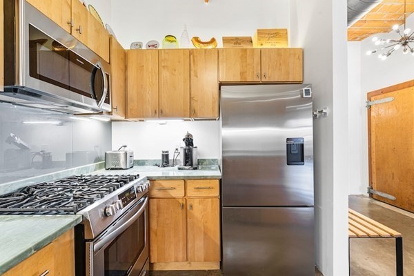 717 Atlantic Ave # 7B