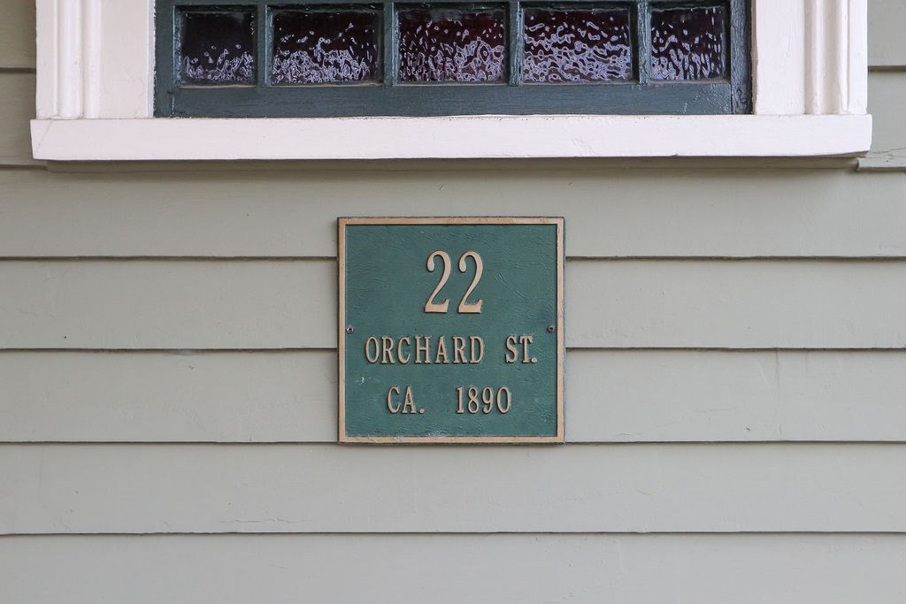 22 Orchard St # 1