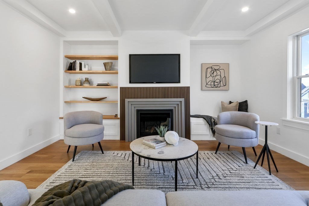 63 Putnam Street # 2