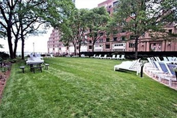 65 East India Row # 5C