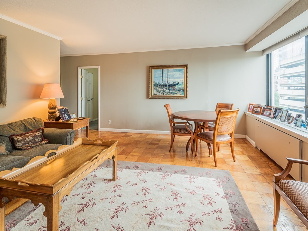 65 East India Row # 5C