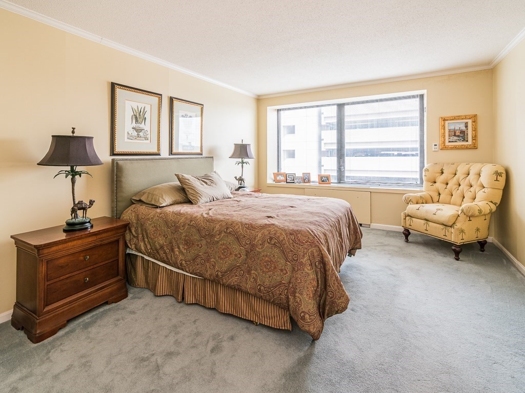 65 East India Row # 5C