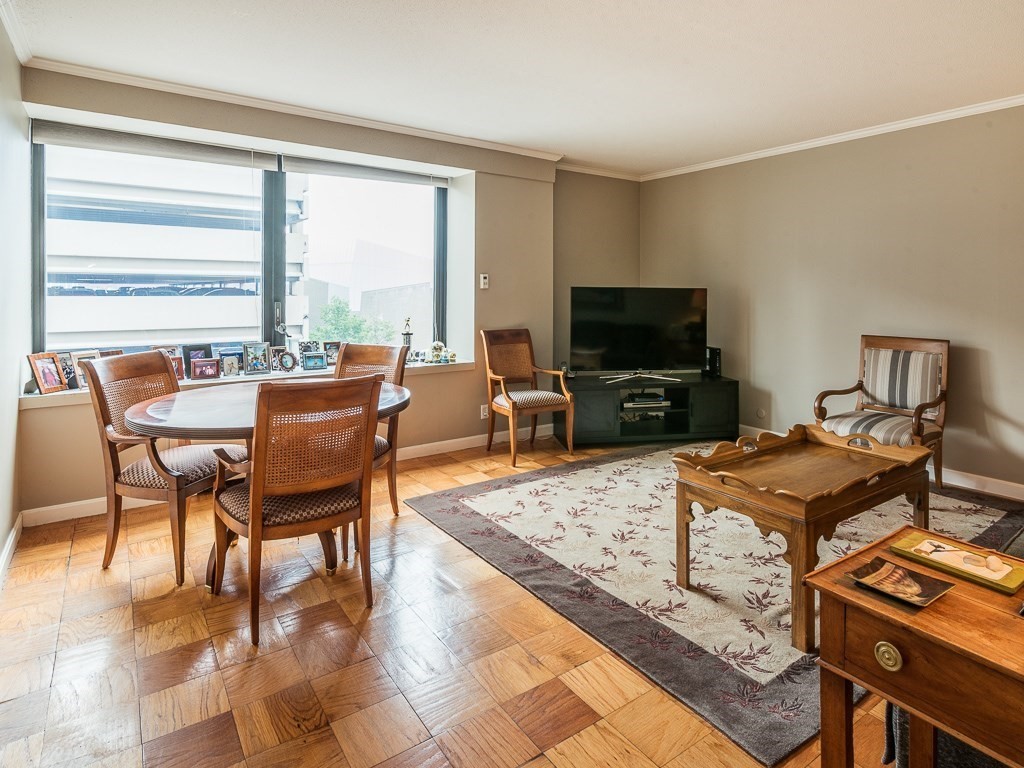 65 East India Row # 5C