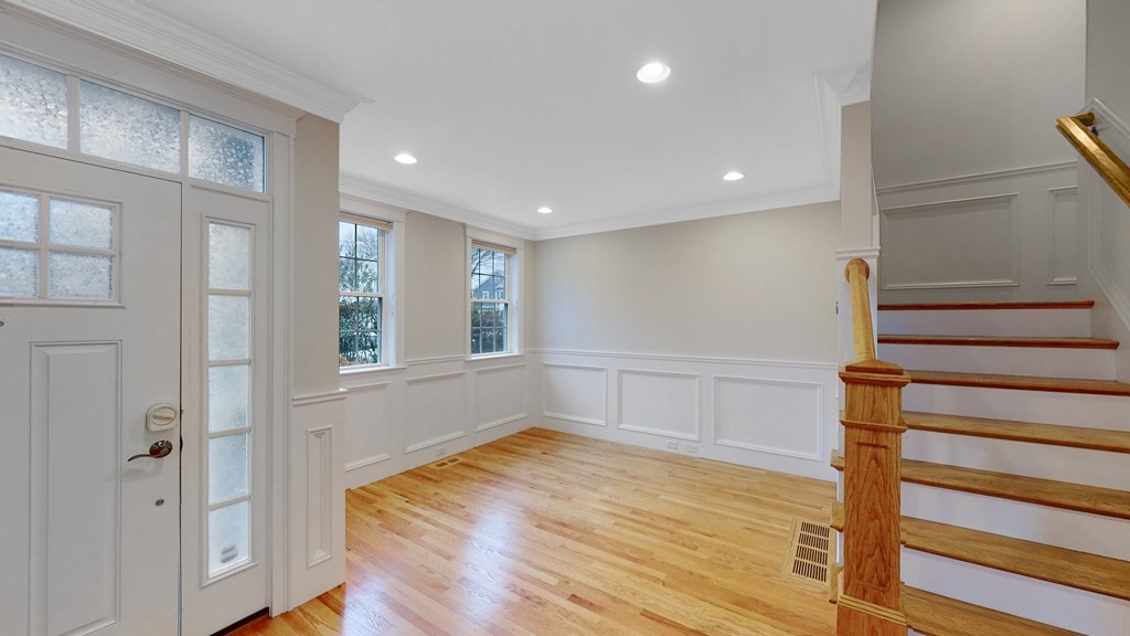 25 Hearn St. Unit: TH