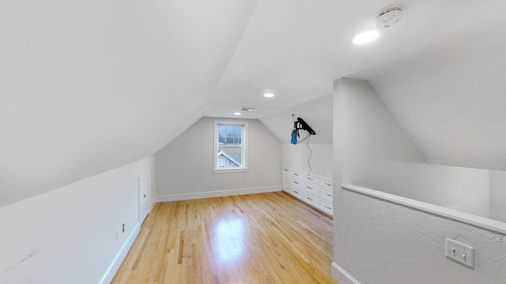 25 Hearn St. Unit: TH