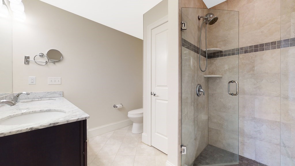 25 Hearn St. Unit: TH