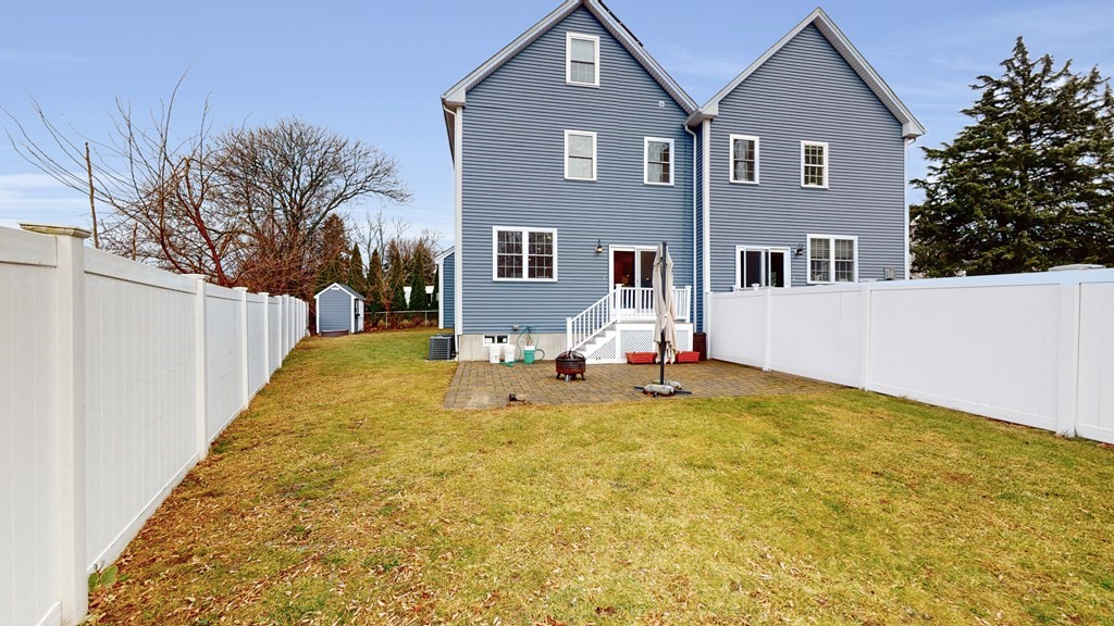 25 Hearn St. Unit: TH