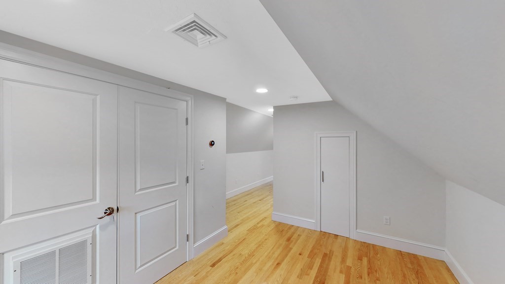 25 Hearn St. Unit: TH