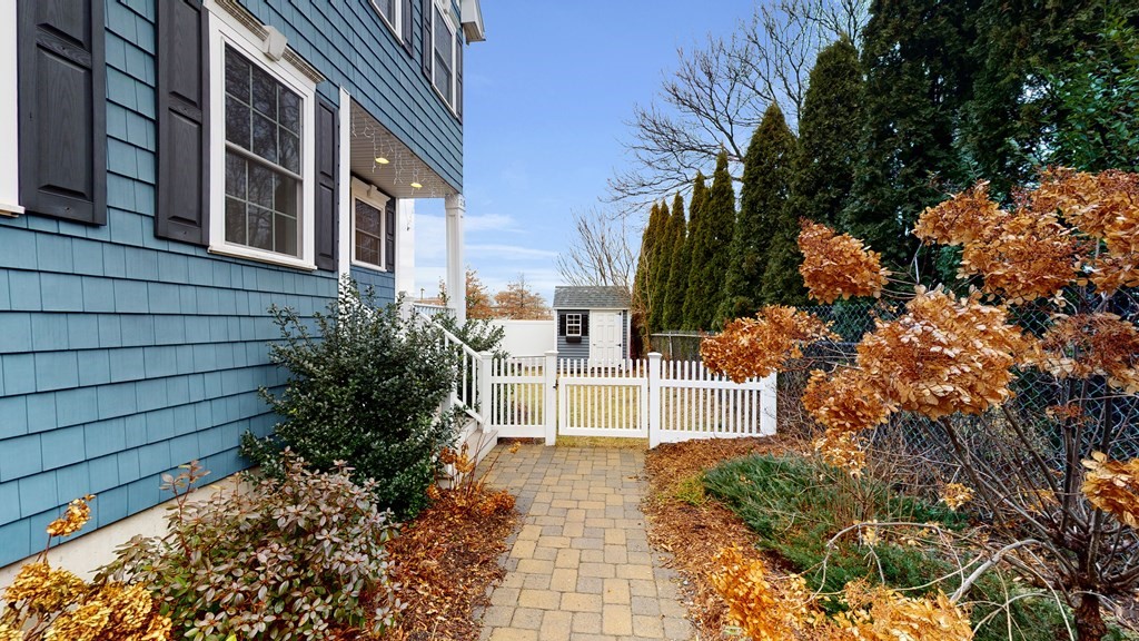 25 Hearn St. Unit: TH