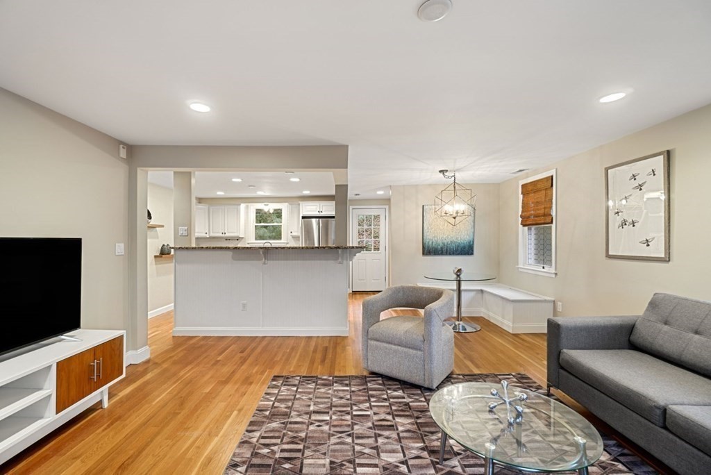 124 Paul Revere Rd # 2