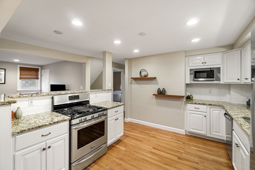 124 Paul Revere Rd # 2