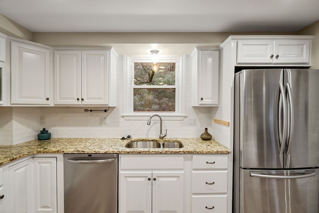 124 Paul Revere Rd # 2