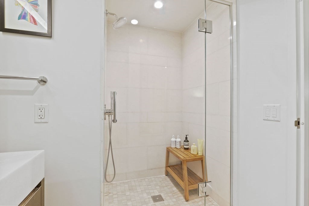 100 Lovejoy Wharf # 5Q