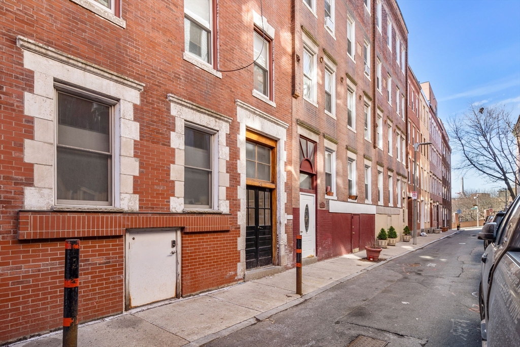 24 Sheafe Street # 4