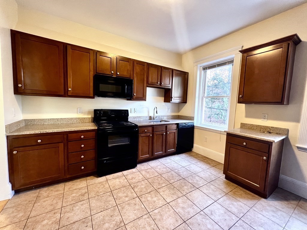 102 Trowbridge Street # 2L