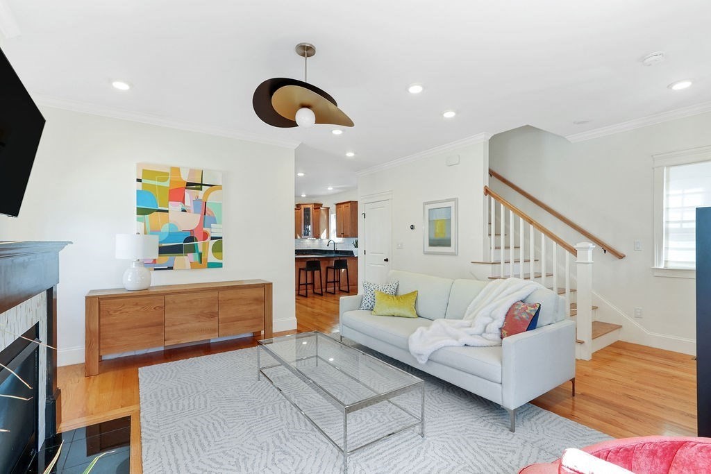 32 Neponset Ave. # 32