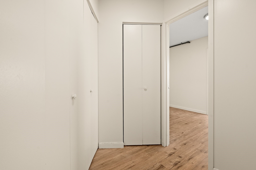 300 Lynn Shore Drive Unit: 812