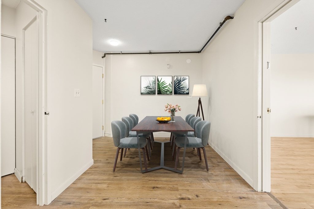 300 Lynn Shore Drive Unit: 812