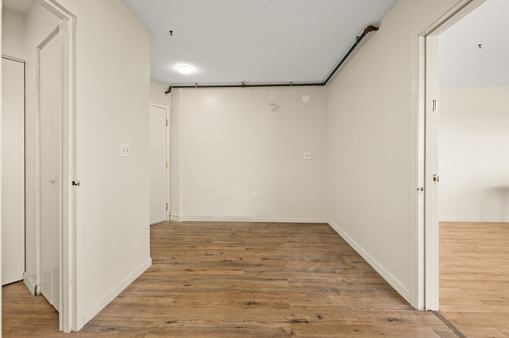 300 Lynn Shore Drive Unit: 812