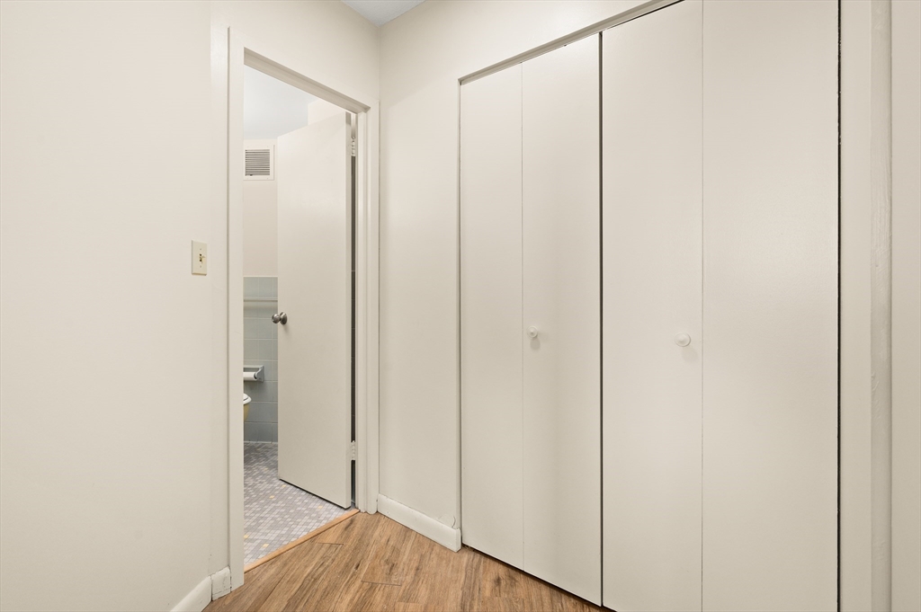 300 Lynn Shore Drive Unit: 812