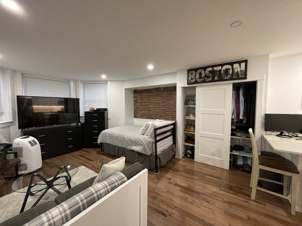 144 Commonwealth # 9